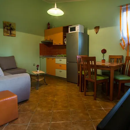 Apartment Angela 1711 *